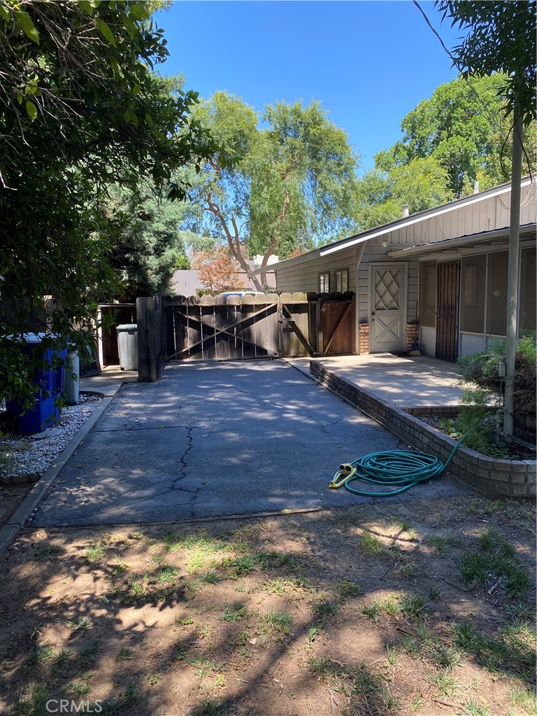2805 Forist Lane Merced, CA 95340 - Photo 23 of 26 a view of a house with a yard