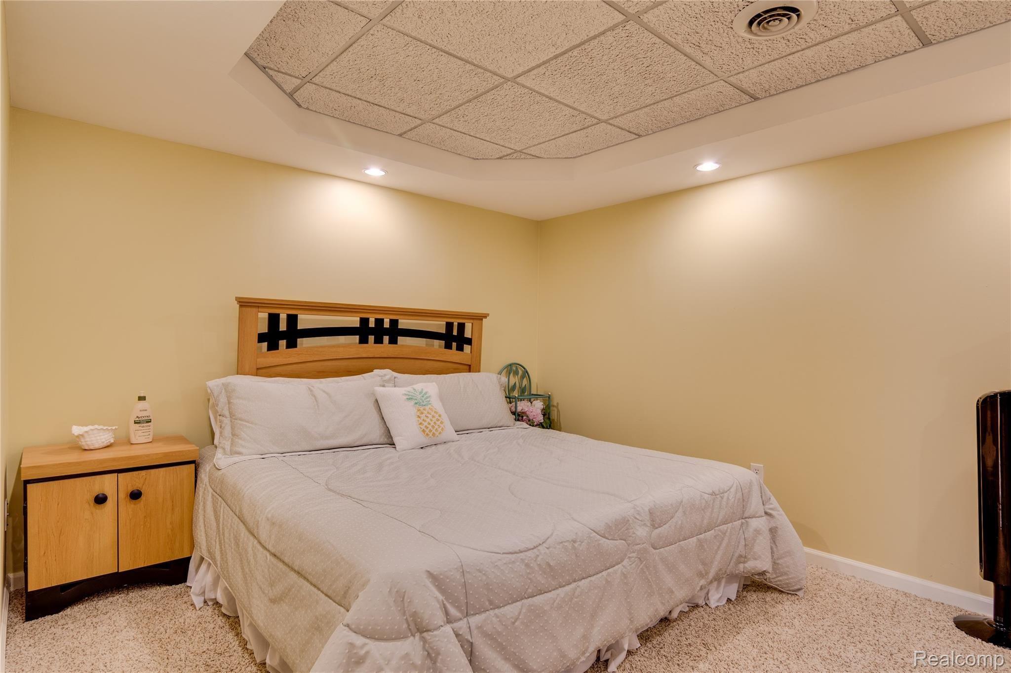 541 Lexington Drive Rochester, MI 48307 - Photo 41 of 58 541 Lexington-1-40.jpg