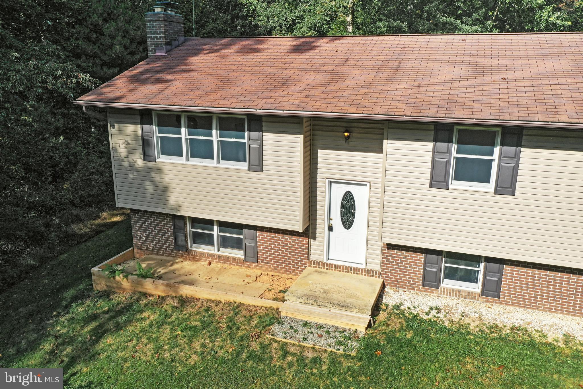 113 Buckwheat Road Fawn Grove, PA 17321 - Photo 2 of 51 Gallery Image 2