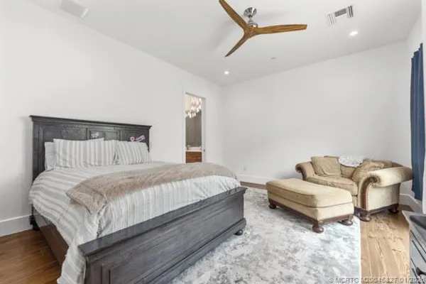 $1,050,000 | 53 Southeast Seminole Street, Unit 2B, Stuart, FL 34994