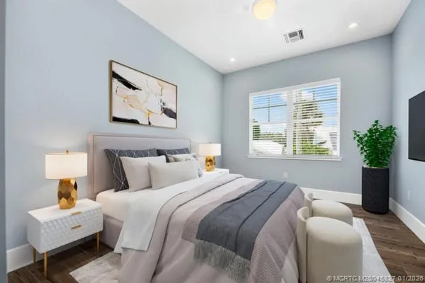 $1,050,000 | 53 Southeast Seminole Street, Unit 2B, Stuart, FL 34994