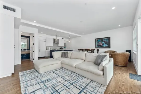 $1,050,000 | 53 Southeast Seminole Street, Unit 2B, Stuart, FL 34994