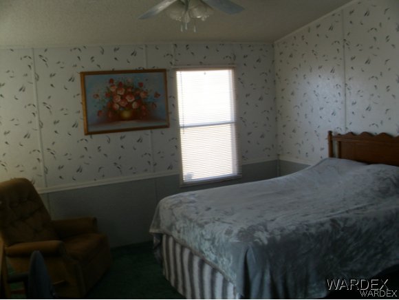 4390 North Shadow Road Kingman, AZ 86409 - Photo 19 of 36 master bedroom