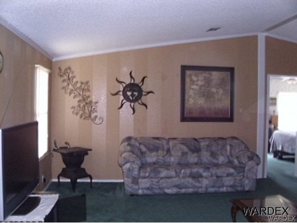 4390 North Shadow Road Kingman, AZ 86409 - Photo 5 of 36 living room