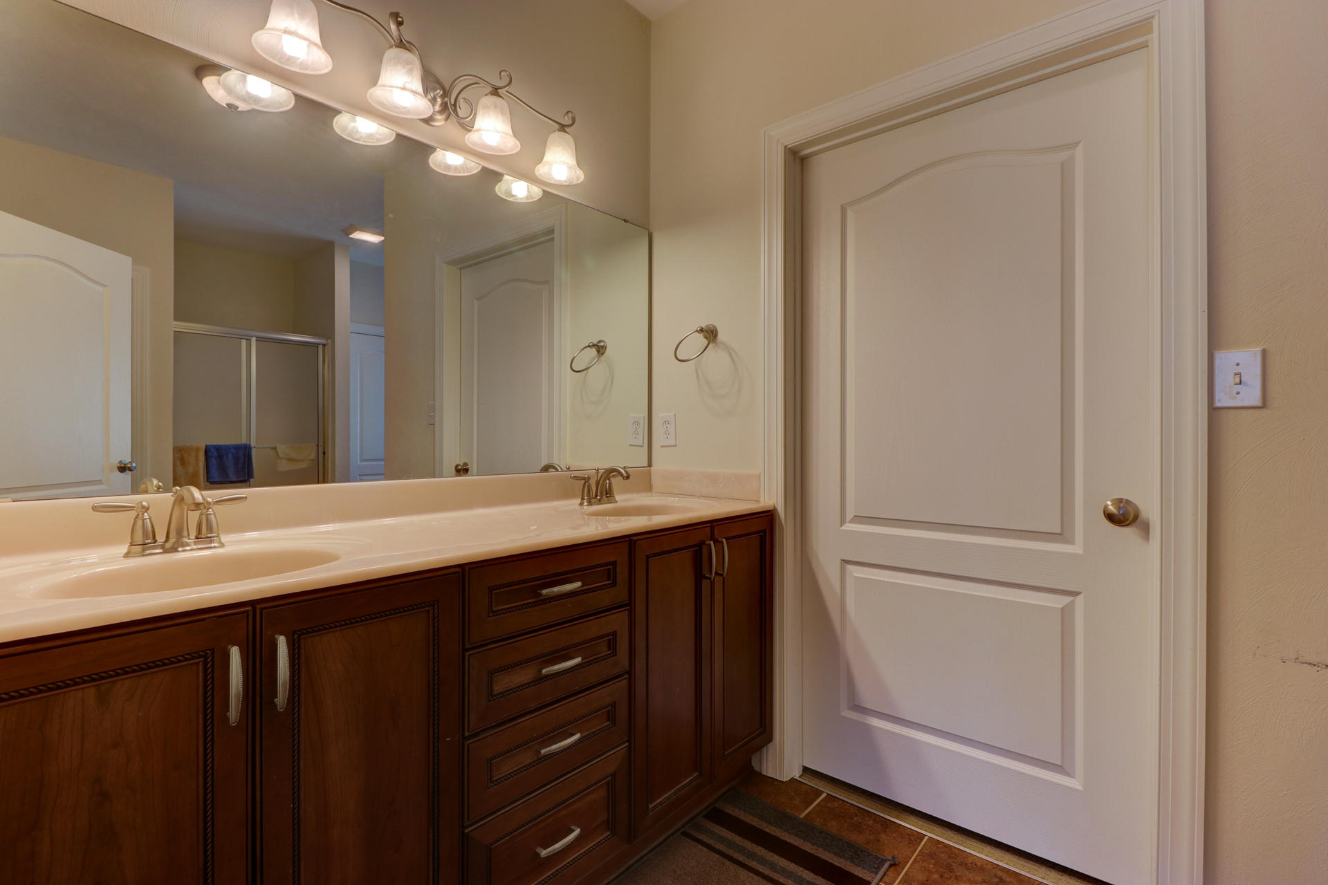 8426 Townsend Road Roanoke, VA 24019 - Photo 20 of 35 Master Bathroom