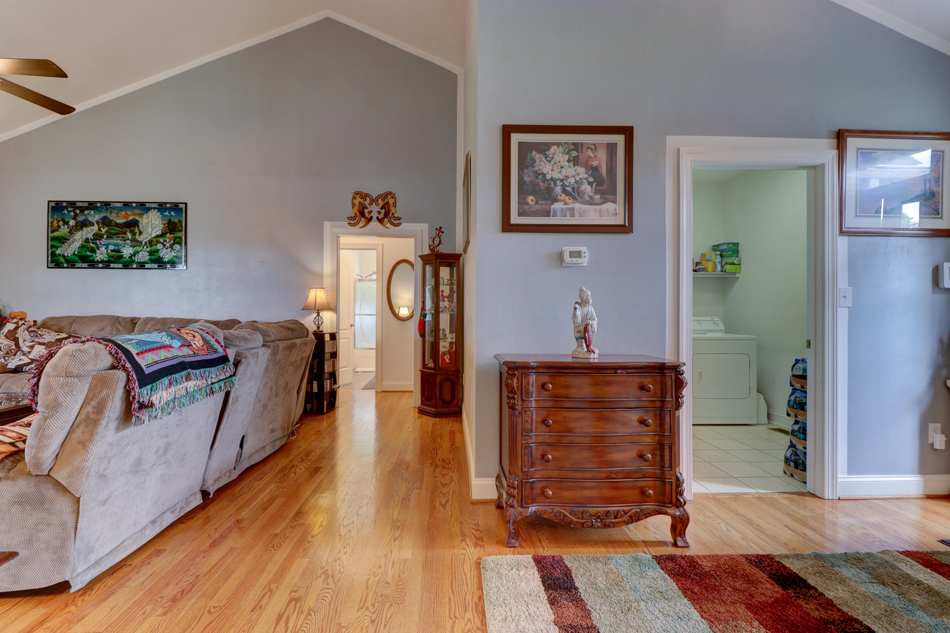 8426 Townsend Road Roanoke, VA 24019 - Photo 8 of 35 Beautiful Flooring