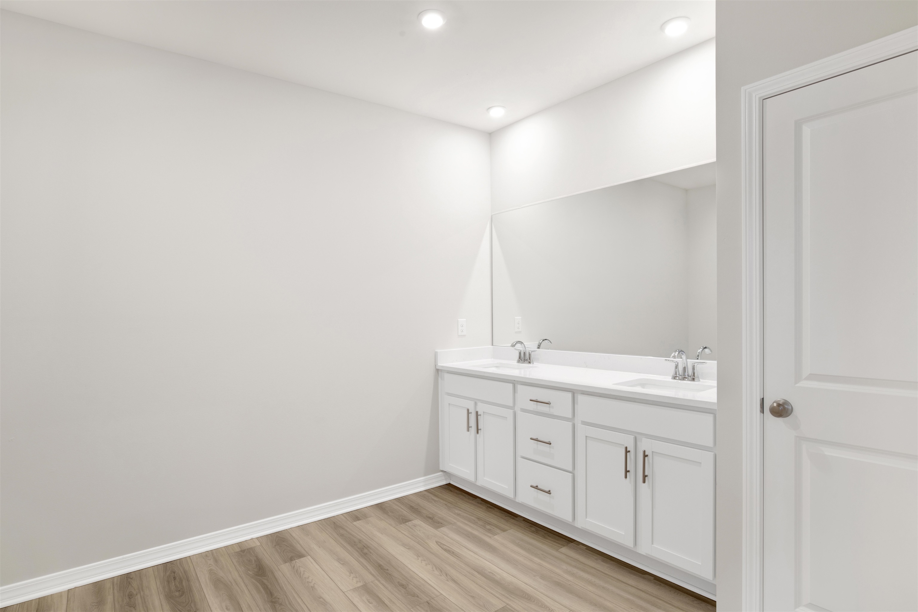 25330 Lakeside Terrace Loxley, AL 36551 - Photo 14 of 23 primary bathroom