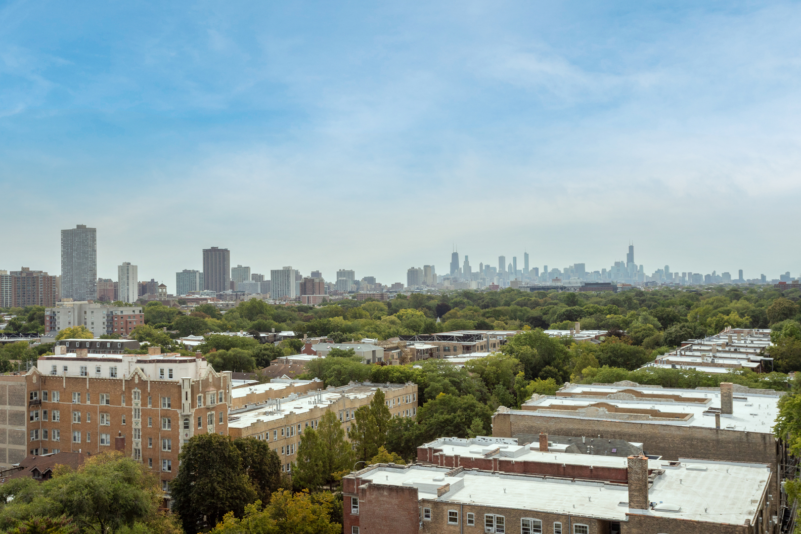 1325 West Wilson Avenue, Unit 601 Chicago, IL 60640 - Photo 9 of 19 a view of a city