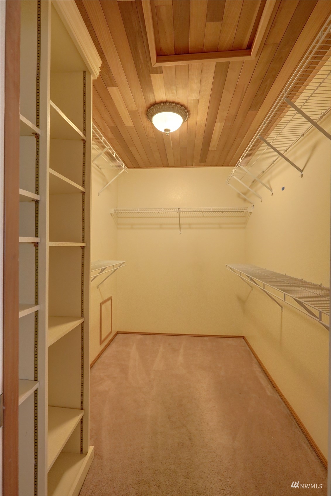 1635 Field Place Northeast Renton, WA 98059 - Photo 16 of 28