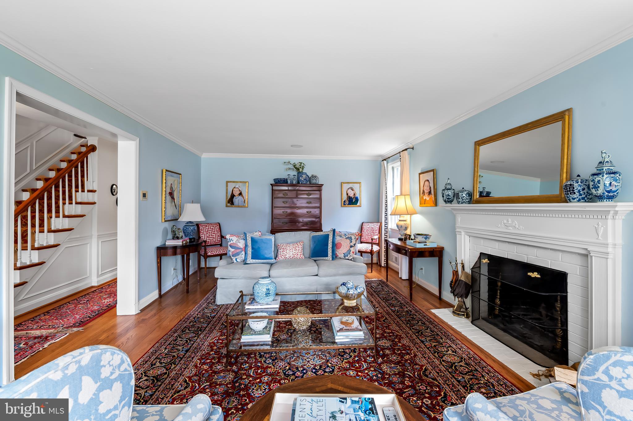 5911 Meadowood Road Baltimore, MD 21212 - Photo 20 of 53 Living room
