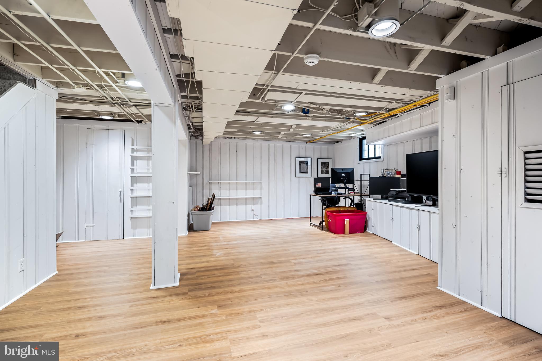 5911 Meadowood Road Baltimore, MD 21212 - Photo 36 of 53 Finished basement