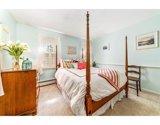 20 Seager Farm Road Marshfield, MA 02050 - Photo 22 of 30 a living room with furniture