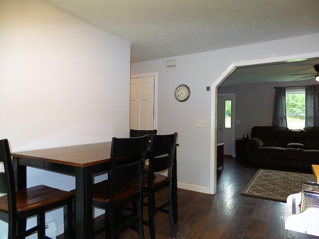 76 Martin Stream Road Fairfield, ME 04937 - Photo 5 of 27 Eat in dining area