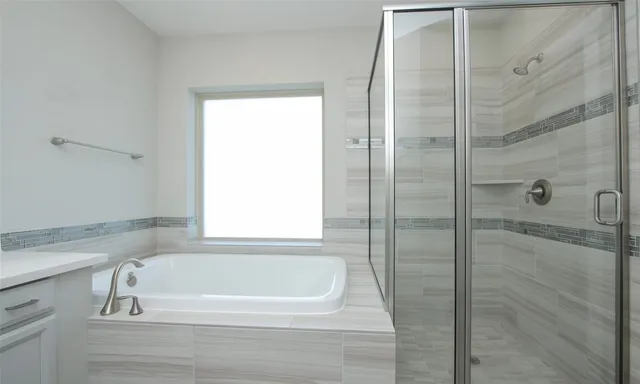 $2,800 | 12502 Malachite Way, Houston, TX 77077