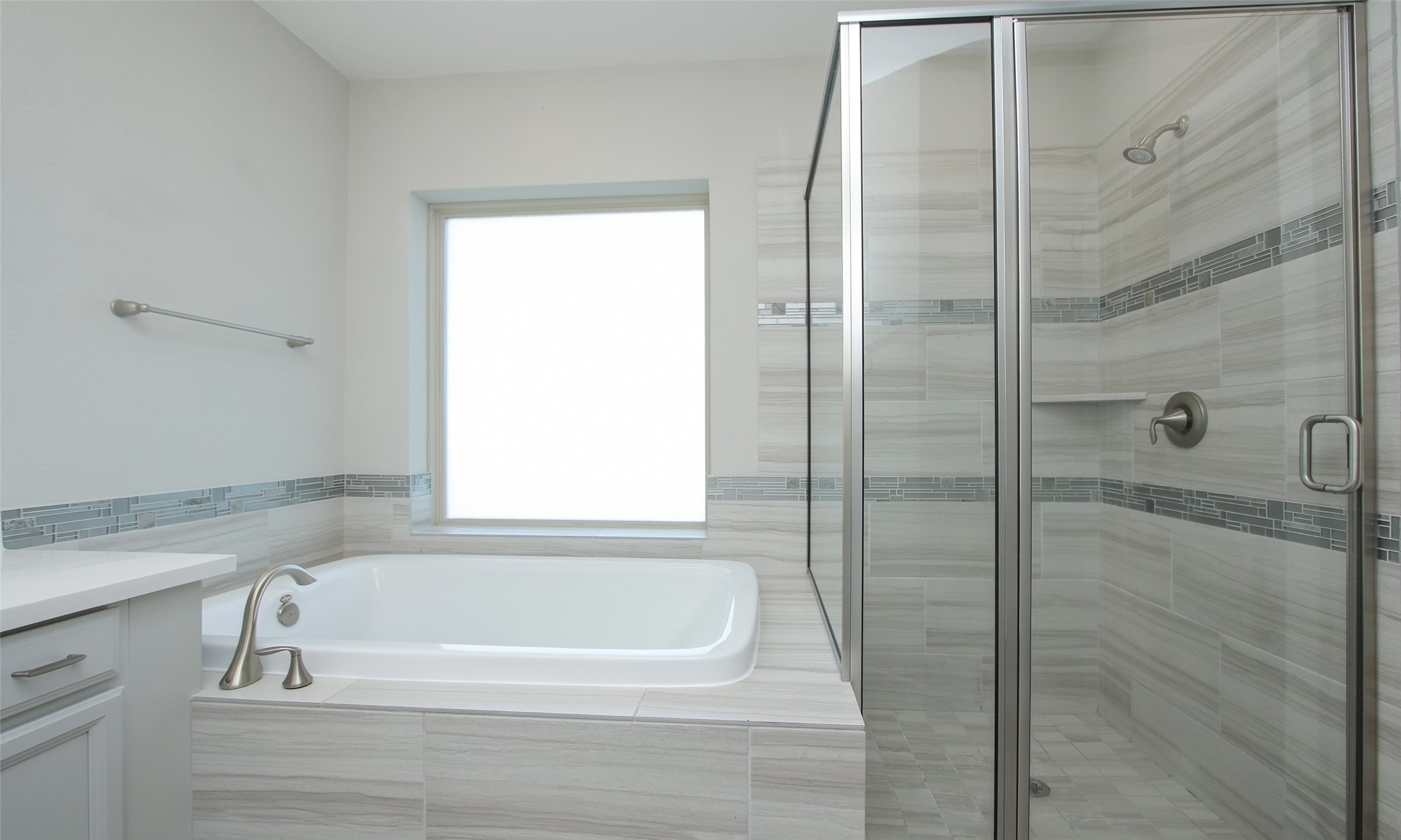 12502 Malachite Way Houston, TX 77077 - Photo 20 of 41 Primary bath large soaking tub and separate shower