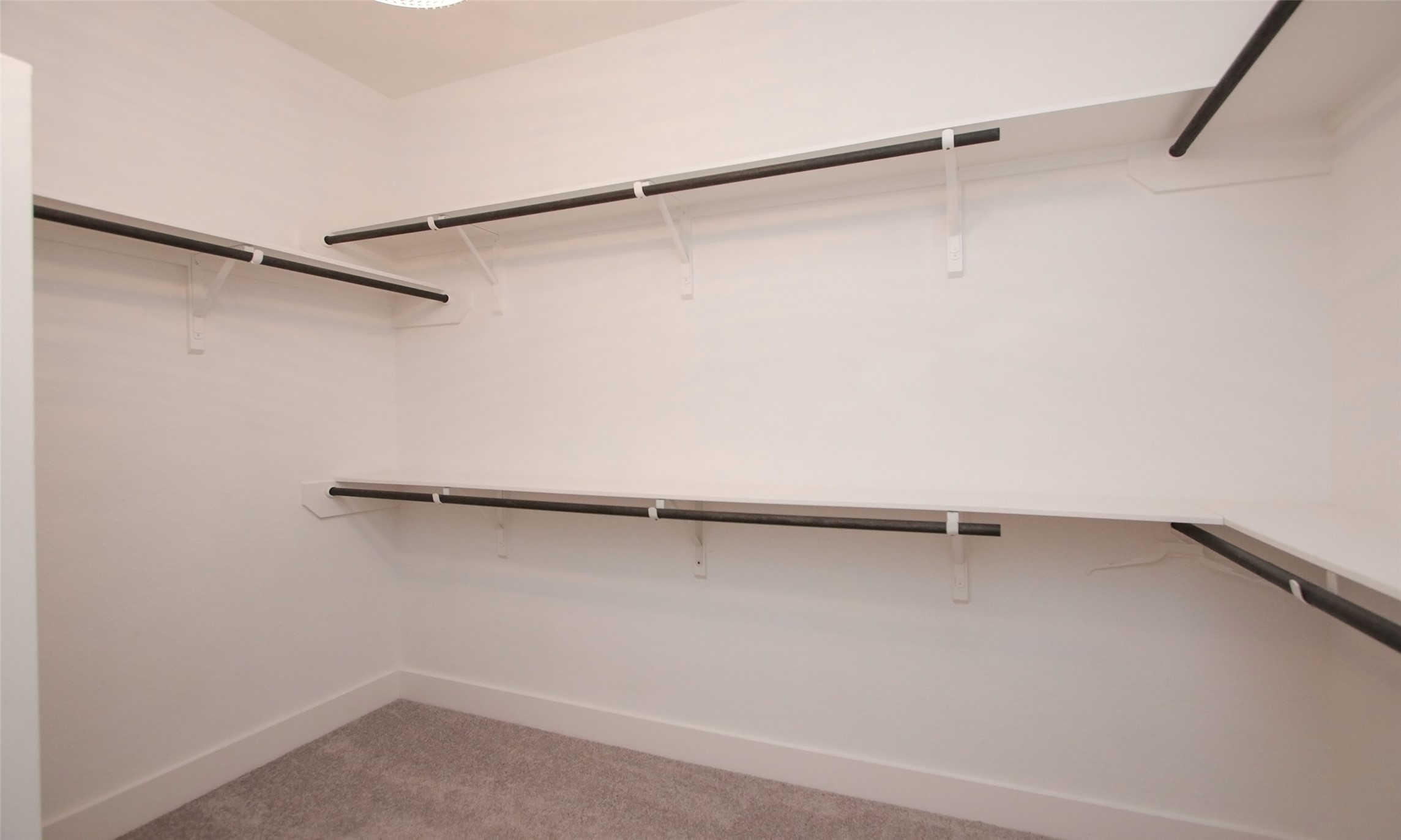 12502 Malachite Way Houston, TX 77077 - Photo 22 of 41 Spacious primary bedroom closet