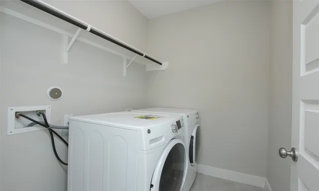 $2,800 | 12502 Malachite Way, Houston, TX 77077