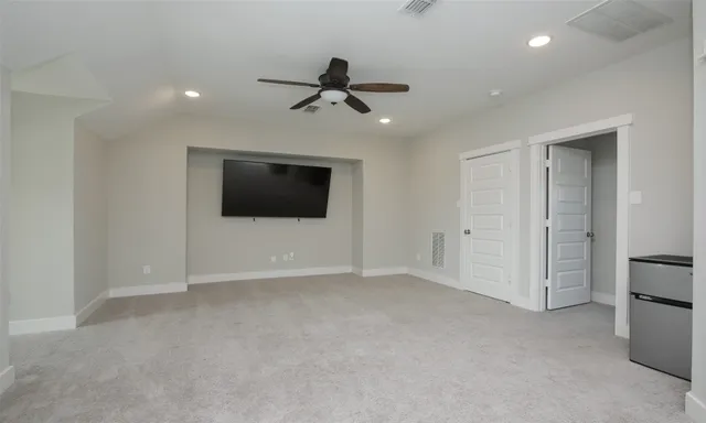 $2,800 | 12502 Malachite Way, Houston, TX 77077