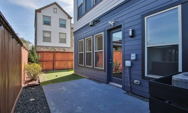 $2,800 | 12502 Malachite Way, Houston, TX 77077