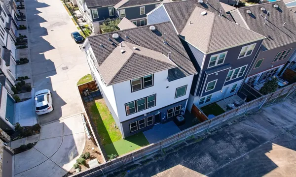 $2,750 | 12502 Malachite Way, Houston, TX 77077