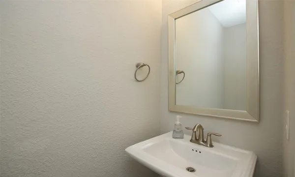 $2,750 | 12502 Malachite Way, Houston, TX 77077