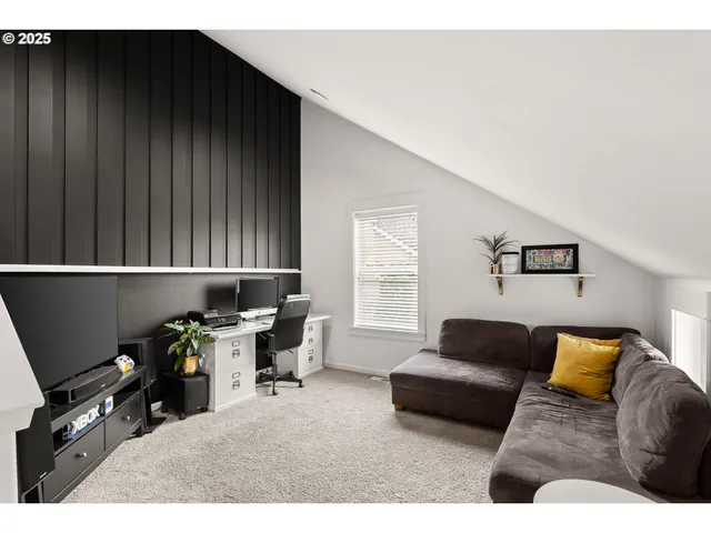 $825,000 | 14890 Southeast Lostine Drive, Clackamas, OR 97015