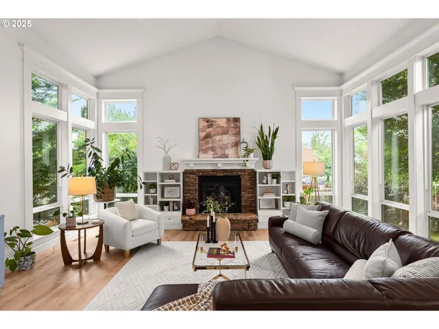 $825,000 | 14890 Southeast Lostine Drive, Clackamas, OR 97015