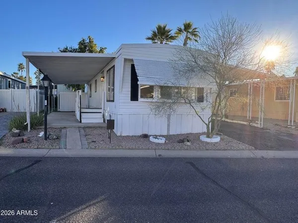 $1,350 | 16609 North 1st Avenue, Phoenix, AZ 85023