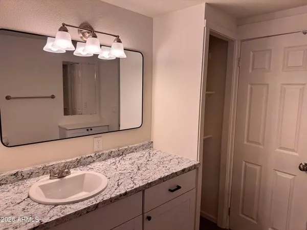 $1,350 | 16609 North 1st Avenue, Phoenix, AZ 85023