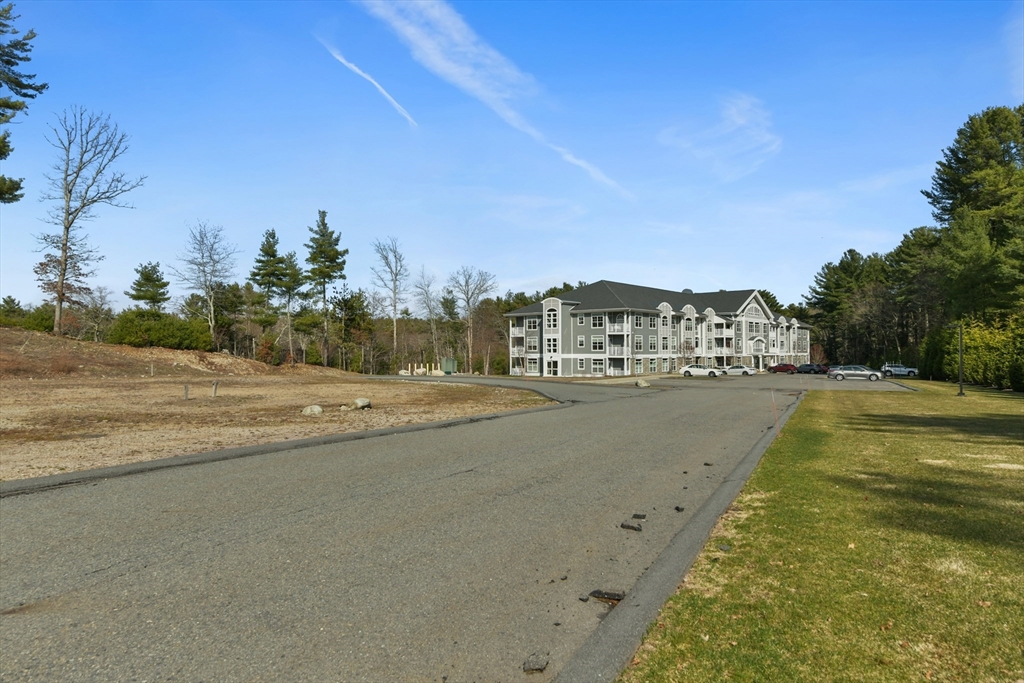 635 Old Post Road, Unit 2209 Sharon, MA 02067 - Photo 35 of 42 a view of city view