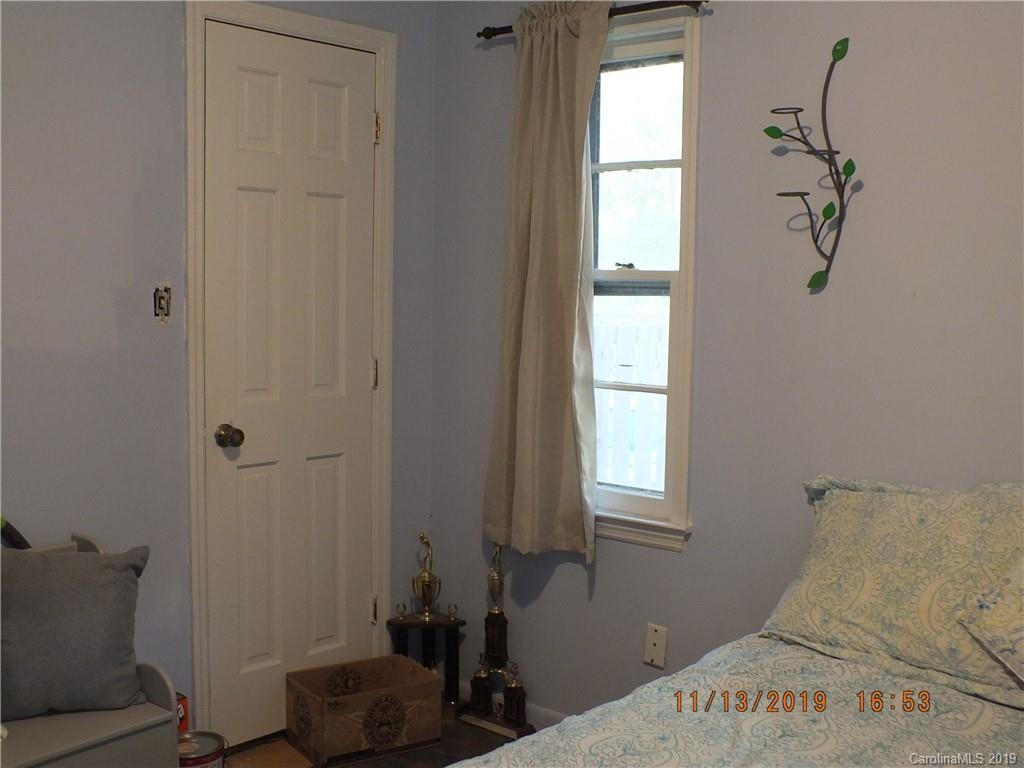 1136 Garnette Road Lancaster, SC 29720 - Photo 11 of 22 a view of a livingroom with a window