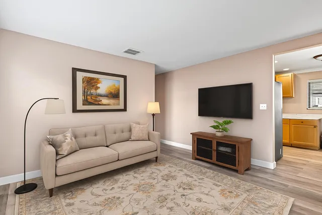 $2,800 | 3717 Pinewood Avenue, West Palm Beach, FL 33407