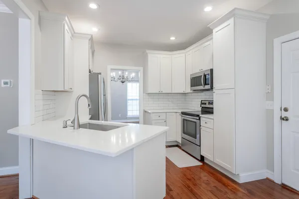 $559,900 | 810 Younger Circle, Chattanooga, TN 37415
