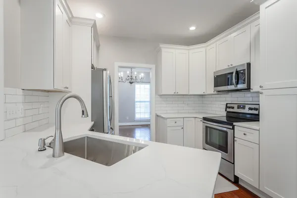 $559,900 | 810 Younger Circle, Chattanooga, TN 37415