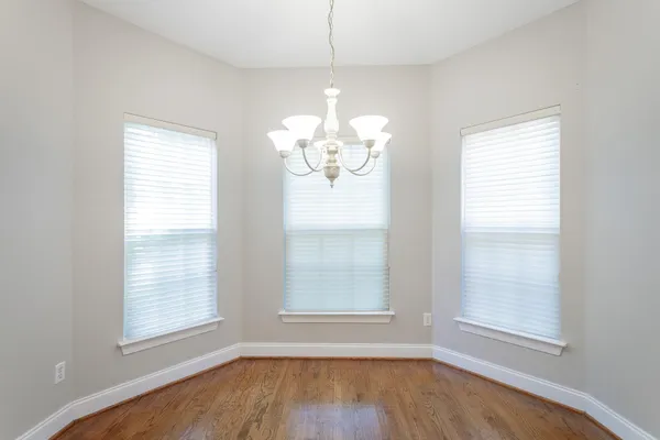 $559,900 | 810 Younger Circle, Chattanooga, TN 37415