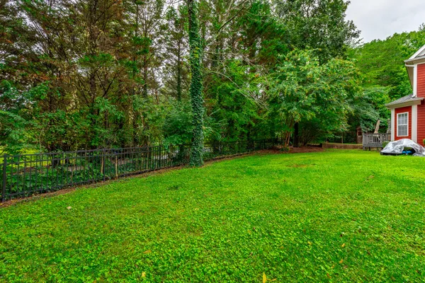 $559,900 | 810 Younger Circle, Chattanooga, TN 37415