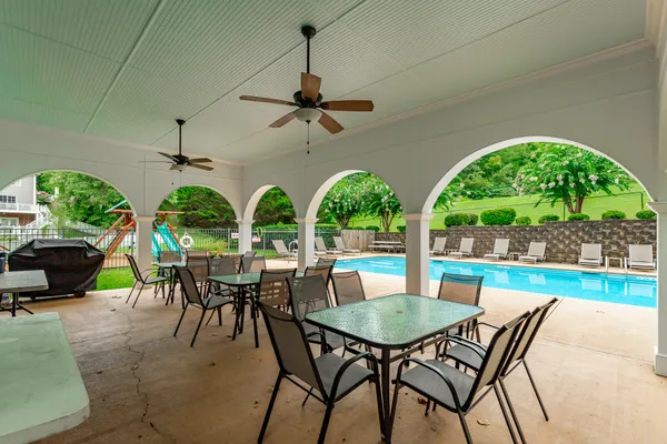 $559,900 | 810 Younger Circle, Chattanooga, TN 37415