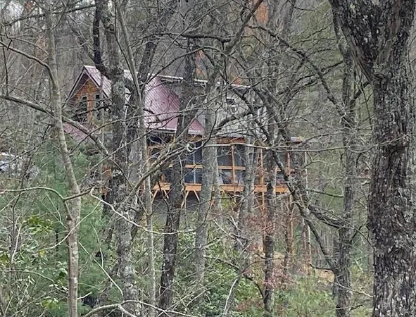 $349,900 | 313 Lexington Drive, Brasstown, NC 28902