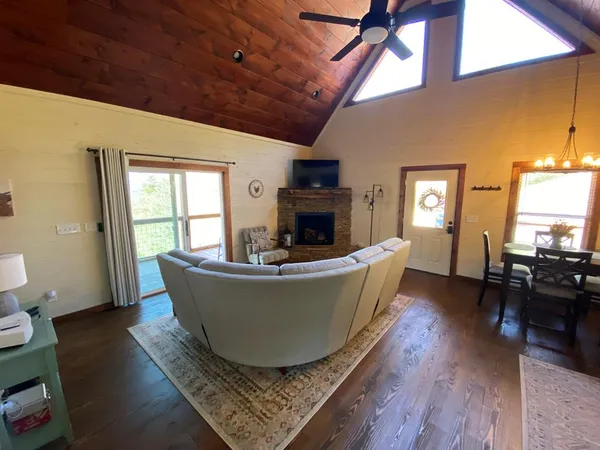 $349,900 | 313 Lexington Drive, Brasstown, NC 28902