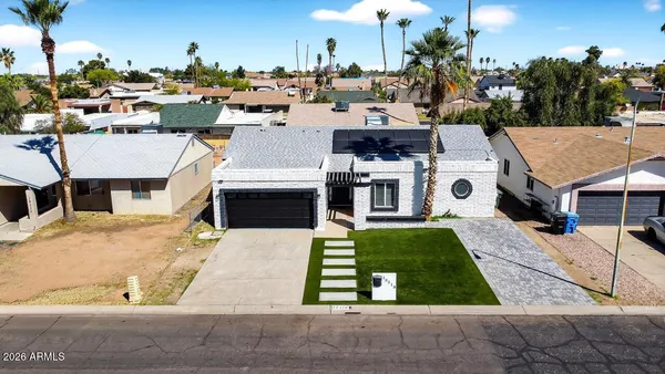$440,000 | 10318 West Calle Del Oro, Phoenix, AZ 85037