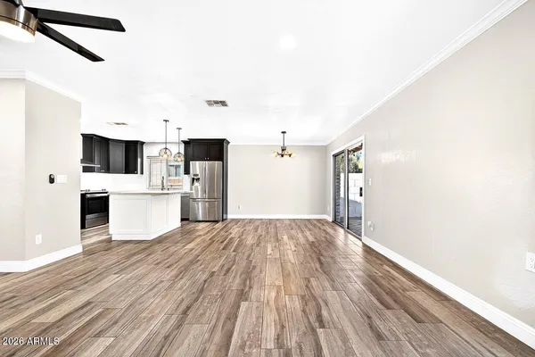 $435,000 | 10318 West Calle Del Oro, Phoenix, AZ 85037