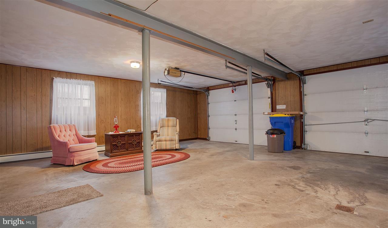 370 Locust Point Road Manchester, PA 17345 - Photo 16 of 35 Gallery Image 16