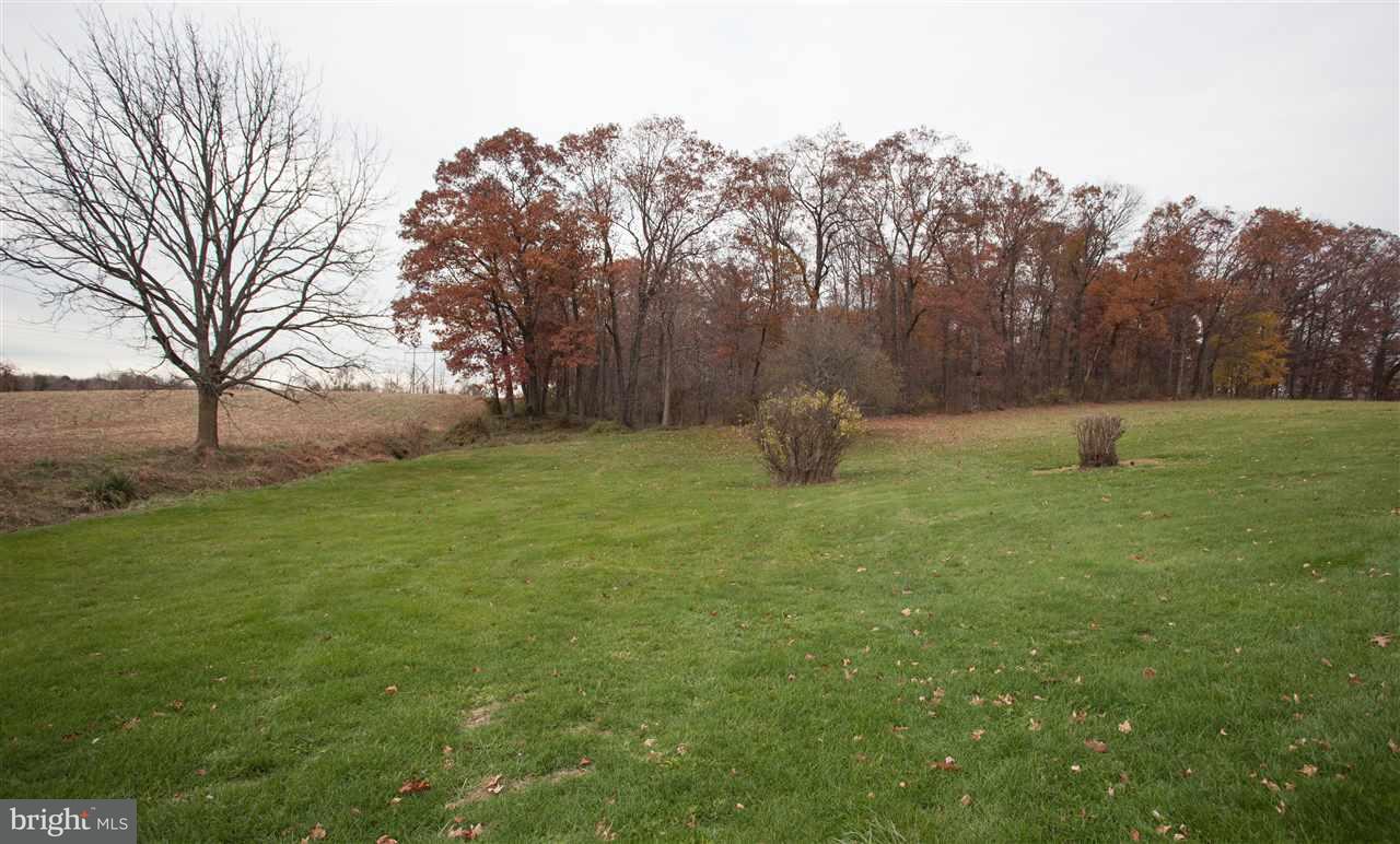 370 Locust Point Road Manchester, PA 17345 - Photo 24 of 35 Gallery Image 24
