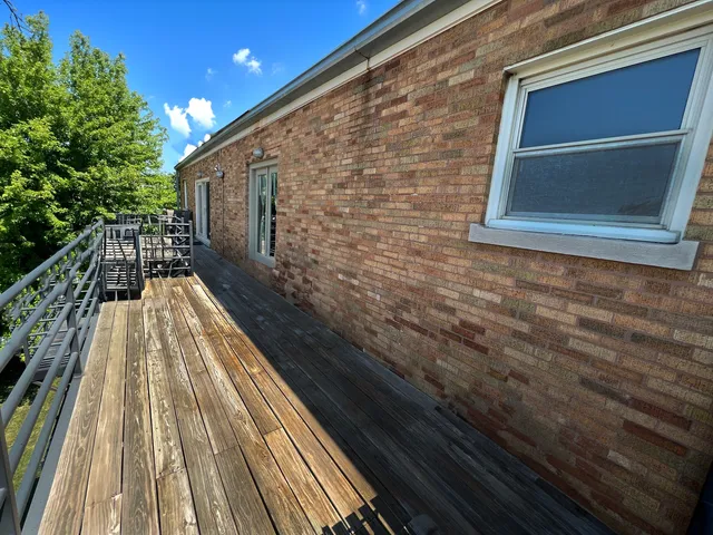 $275,000 | 3646 North California Avenue, Unit 3, Chicago, IL 60618