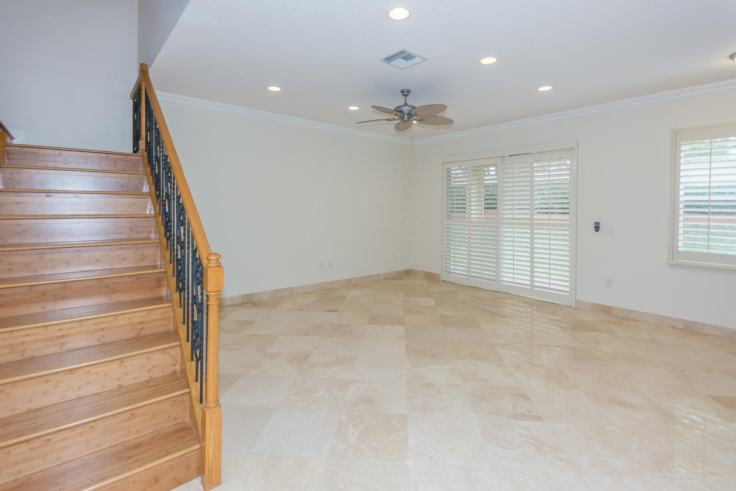 7880 Red Mahogany Road Boynton Beach, FL 33437 - Photo 3 of 49 Living Room