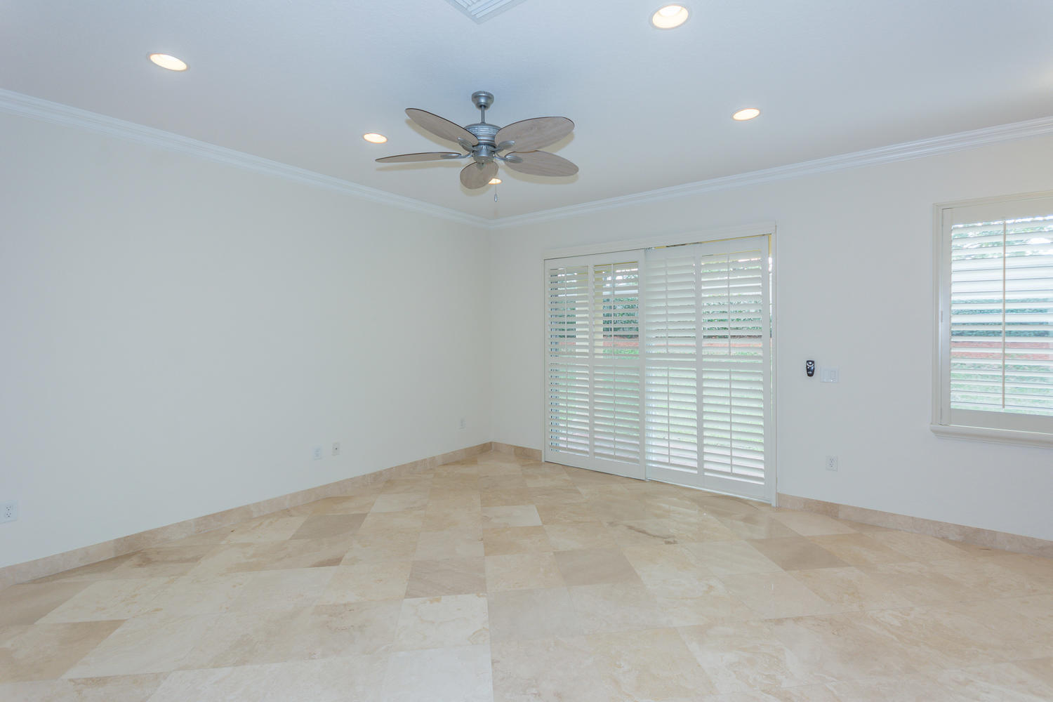 7880 Red Mahogany Road Boynton Beach, FL 33437 - Photo 8 of 49 Living Room