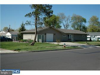 83 Idlewild Road Levittown, PA 19057 - Photo 1 of 12 Gallery Image 1