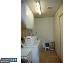 83 Idlewild Road Levittown, PA 19057 - Photo 12 of 12 Gallery Image 12