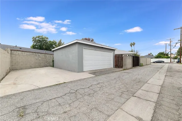 $799,000 | 7138 Lurline Avenue, Winnetka, CA 91306