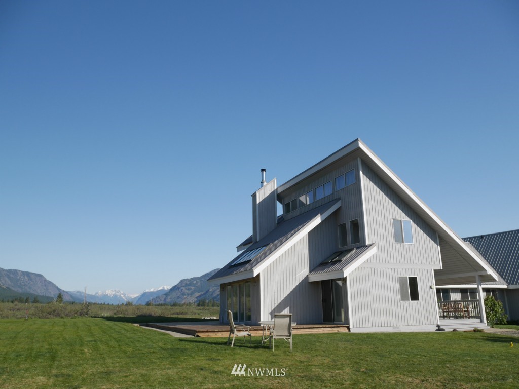 6 Wildflower Road Winthrop, WA 98862 - Photo 1 of 25 Gallery Image 1